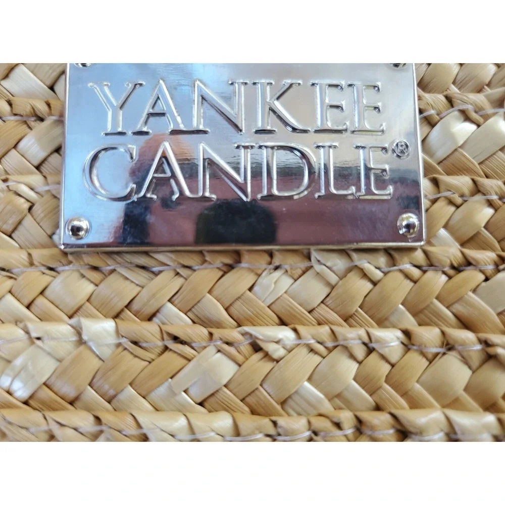 Yankee Candle Wicker Straw Tote Bag 14"W x 11"H Snap Closure - Picture 5 of 5